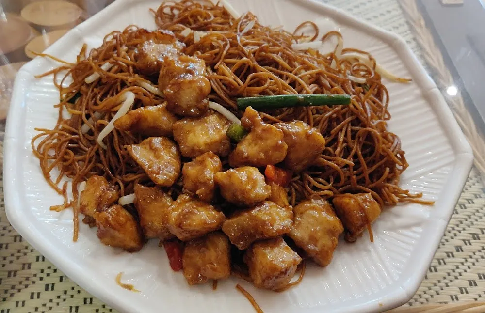 Nouilles Sautées Au Poulet